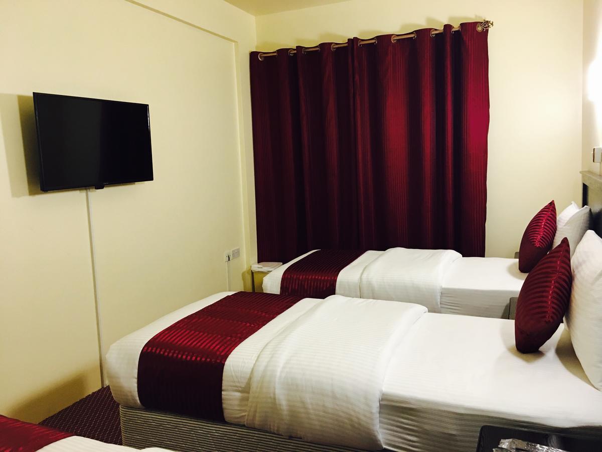 Simba Hotel Dubai Exteriör bild