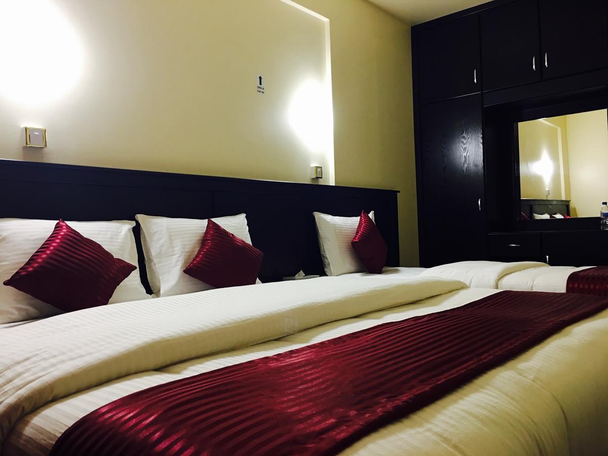 Simba Hotel Dubai Exteriör bild