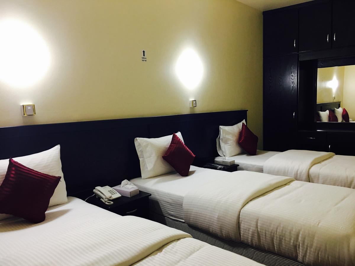 Simba Hotel Dubai Exteriör bild